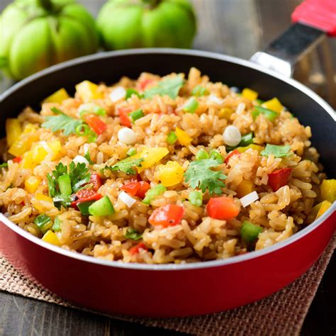 Recetas con arroz precocido rápidas que se preparan en 10 minutos