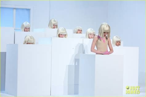 Sia Confirms Grammys 2015 Performance on 'Ellen DeGeneres Show': Photo ...