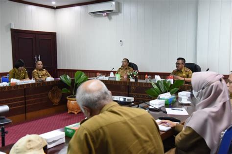 Setda Prov Kalteng Plh Sekda Pimpin Rapat Tindak Lanjut Pertemuan