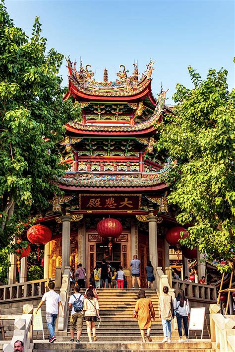 The Mahakaruna Hall Nanputuo Temple Complex Xiamen China Photograph