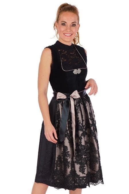 Landhausmode Dirndl Und Lederhosen