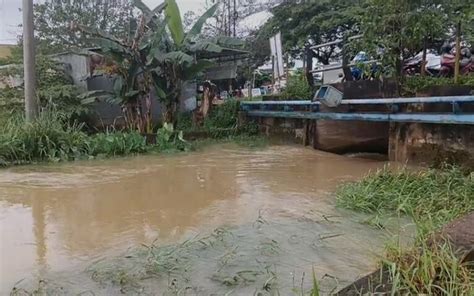 Jembatan Sapta Marga Dikeluhkan Lantaran Menjadi Penyebab Banjir Di