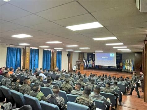 Oficiales Reciben Formación En Prevención De Delitos Diario De Centro