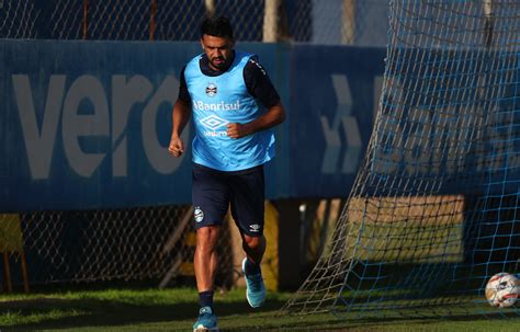 Grêmio enfrenta o Criciúma sem poder improvisar no futebol