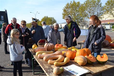 Côte dOr Loisirs Marsannay la Côte le marché de la courge en images