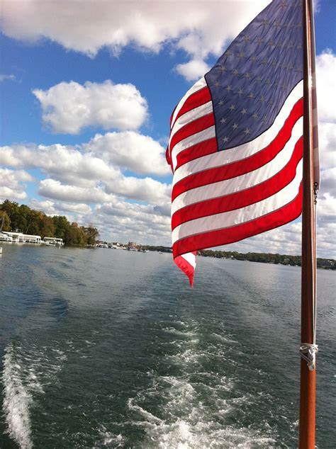 Illinois lake | Lake, Country flags, Country