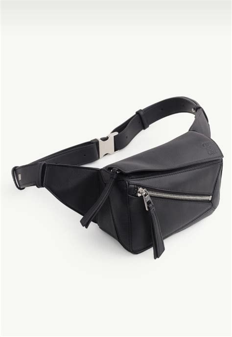 LOEWE Mini Puzzle Bumbag In Black Barang Mewah Tas Dompet Di Carousell