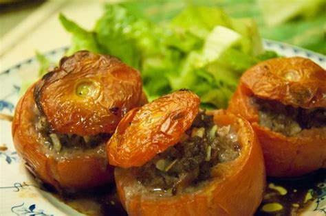 Stuffed Tomatoes Paleo Dinner Paleo On A Budget Paleo Diet Recipes