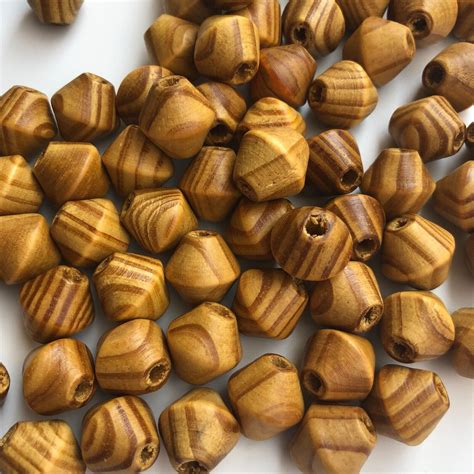 25x Wood Beads 16mm Honey Brown Bicone Striped Wooden Pine Macrame Bead