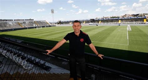 RB Bragantino anuncia português Pedro Caixinha como treinador