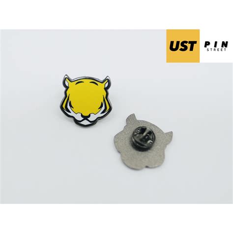 university  santo tomas ust tiger collar pin lapel pin enamel