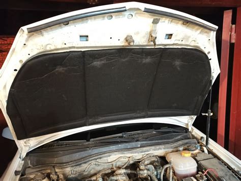 Бюджетная тепло-шумоизоляция капота Stp — Opel Astra H, 1,6 л., 2008 ...