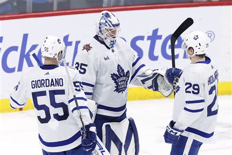 Auston Matthews Scores Th As Leafs Take Down Jets Reuters