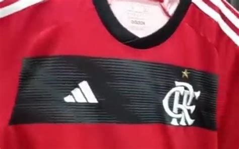 Nova camisa do Flamengo tem detalhes mínimos na cor preta veja vídeo