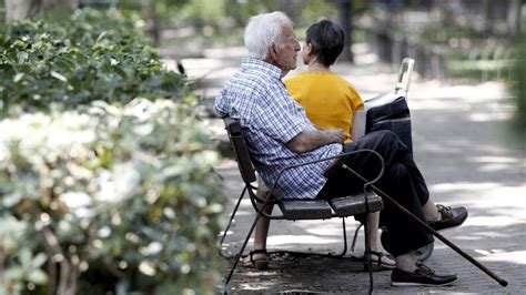 El BOE Publica La Reforma De Pensiones Centrada En Fortalecer Los