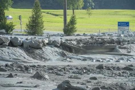 Eight Still Missing After Huge Landslide In Swiss Alps The Straits Times