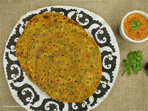 Besan Ki Roti And Lahsun Ki Chutney Food Fusion