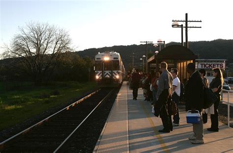 ACE train back on schedule after Altamont Pass rockslide cleared