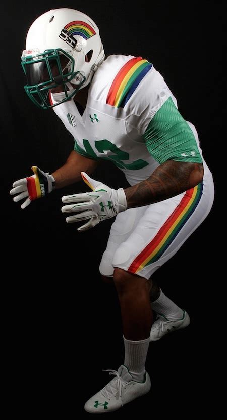 Look Hawaii To Wear Awesome Retro Uniforms Against Ohio State