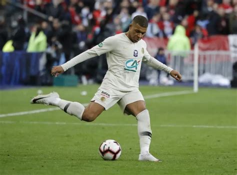 Les Dessous Du Juteux Contrat Qui Lie Mbappé Au Psg Public