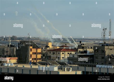 Rafah Palestinian Territories 07th Oct 2023 Hamas Fires A Large