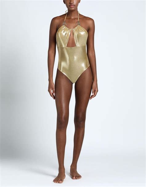 8 Hot Sexy Clara Cassandra Bikini Pics