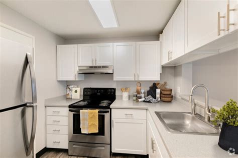 Cascade Park Apartments for Rent with a Dog Park - Vancouver, WA - 94 ...