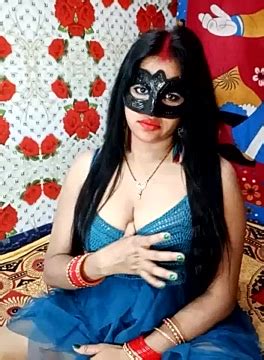 Mast Pari Fully Naked Stripping On Cam For Live Sex Movie Show