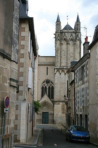 Poitiers France travel and tourism, attractions and sightseeing and ...