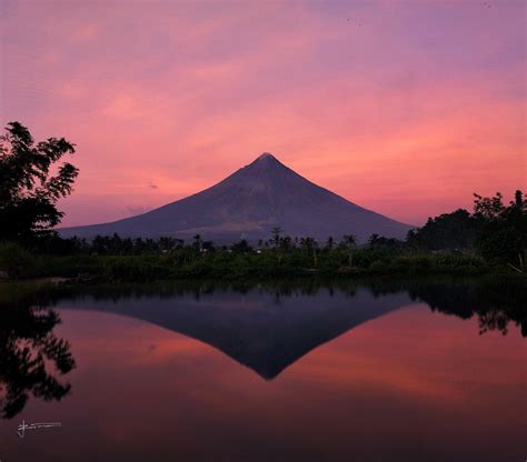 Mayon Volcano, Philippines : r/Volcanoes