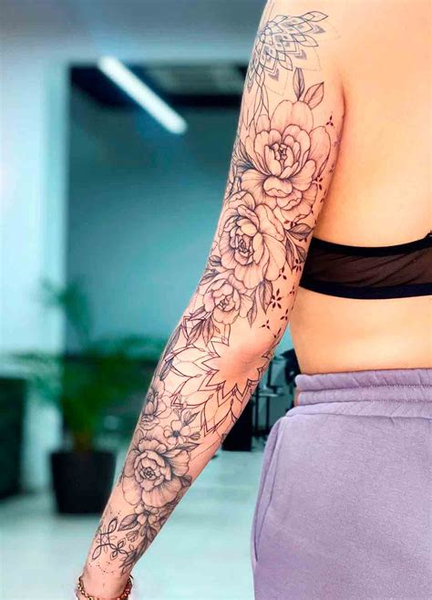 Tatuajes de brazo completo MANGA para mujer 90 diseños