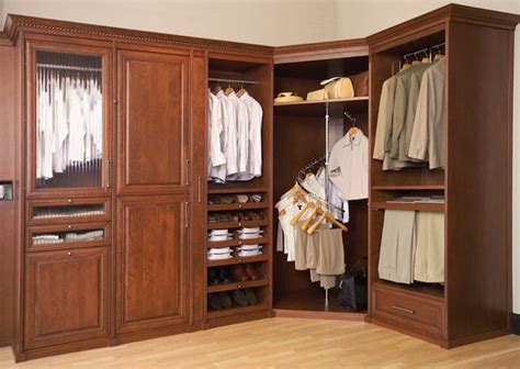 Wood Closet Systems and Classic House Decoration - Simple Living Room