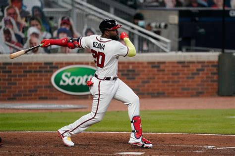 Ozuna, Braves beat Miami, clinch 3rd straight NL East title | WTVC