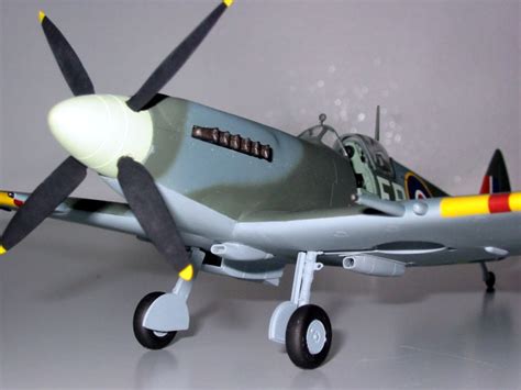 Spitfire Mk Xii By Nathan Long Tamiya Paragon