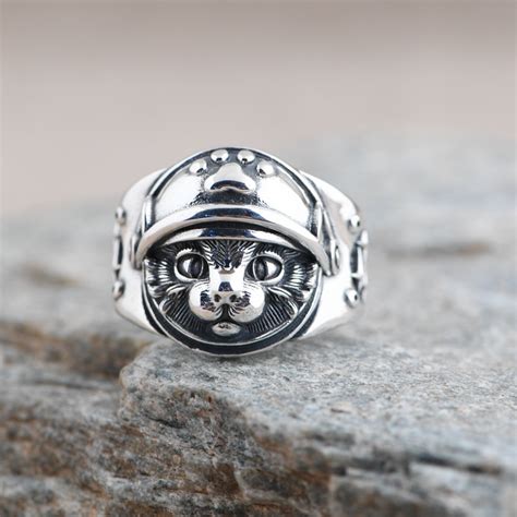 Cat Astronaut Helmet Ring