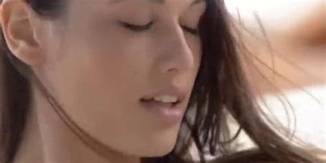 Absolutely Gorgeous Brunette Model Tnaflix