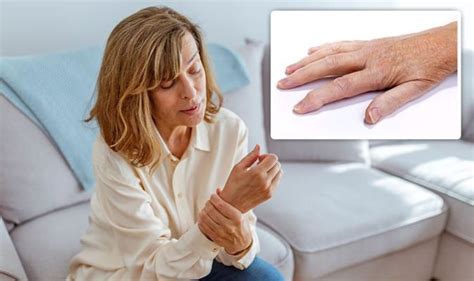 Arthritis symptoms: Hard and knobbly fingers are linked to ...