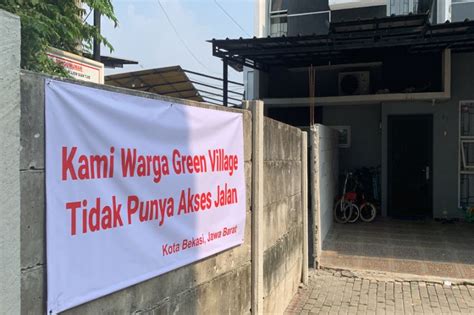 Akses Warga Cluster Green Village Bekasi Dibeton Diduga Pengembang