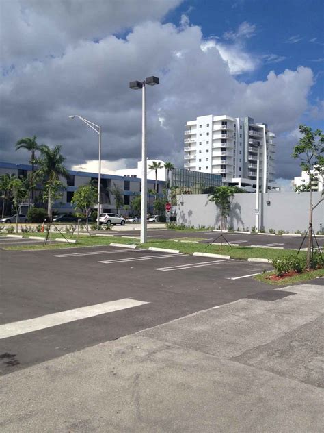 Construction of Commercial Parking Lot in Miami