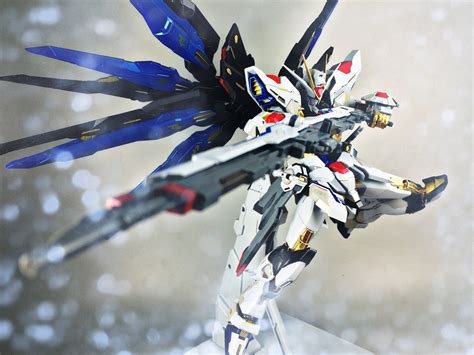 Gundam Guy Metal Build Strike Freedom Gundam Review Images