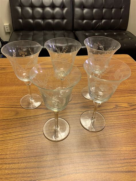 How Many Wine Glasses Make A Set Learn Glass Blowing