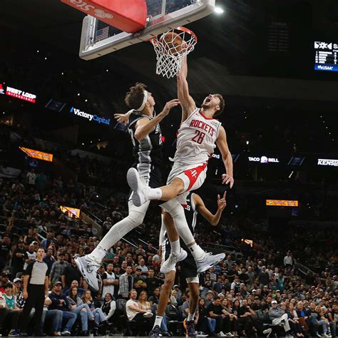 NBAde nefes kesen maç Cedi Osman lı Spurs Alperen Şengün lü Rockets