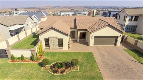 Bed House For Sale In Gauteng Centurion Centurion East