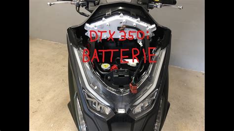 Kymco DTX 350i Batterie Ausbauen DIY Tutorial YouTube