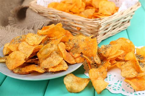 Homemade Potato Chips Recipes: a Healthier & Tastier Option