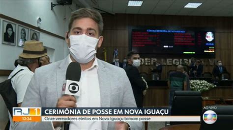 Vereadores prefeitos e vices tomam posse em municípios da Baixada