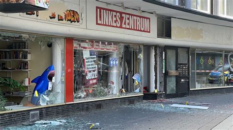 Explosion in Oberhausen Geschäfte und Linken Büro getroffen Anschlag