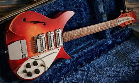 The Iconic Rickenbacker 325 A Unique Story Of An Electric Guitar