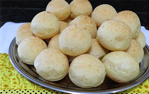 Pão de queijo mineiro fácil e delicioso perfeito para o seu café da