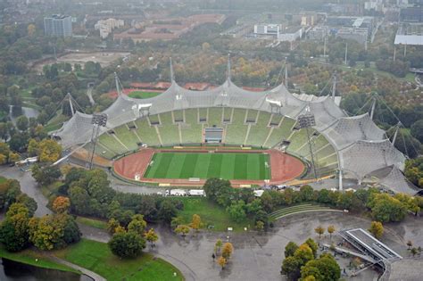 Jahre Olympiastadion Mit Dem Fc Bayern